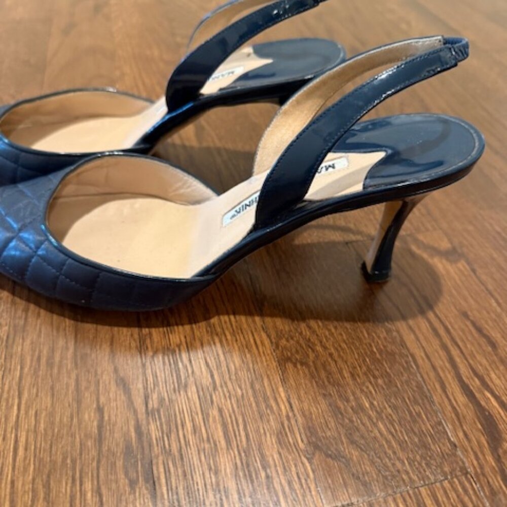Manolo Blahnik Slingback Heels Size 39 - Picture 4 of 5